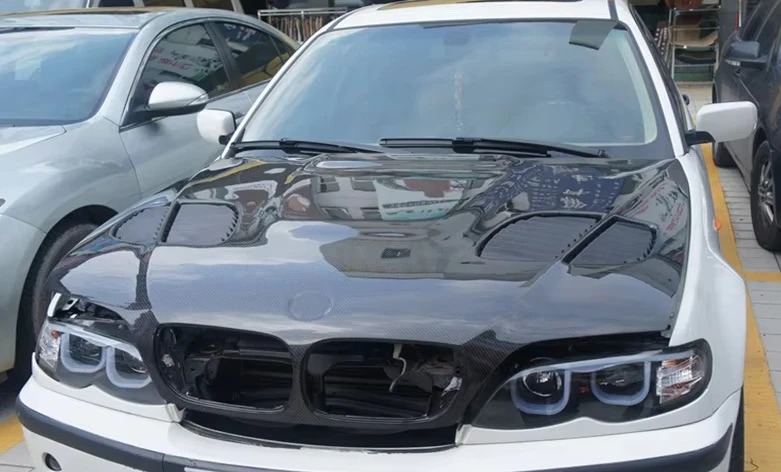 New Carbon Fiber Front Hood with Honeycomb Design for 3 Series E46 (Black) Four-Door Models